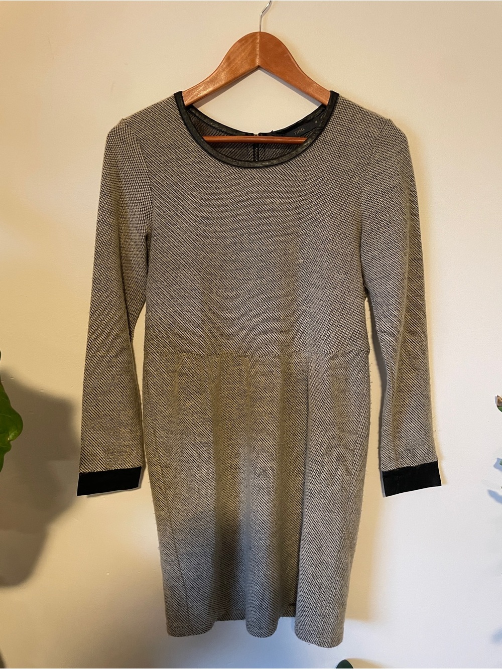 THML Gray Long-Sleeve Knit Dress with Black Trim
